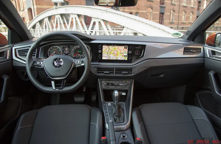 Nuova Volkswagen Polo interni