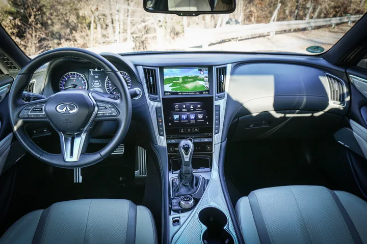 Infiniti Q60