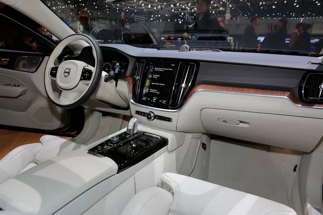 Nuova Volvo V60