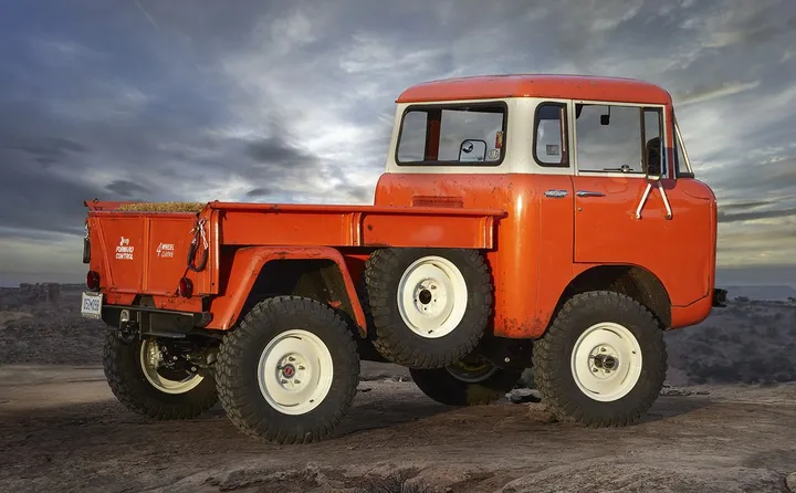 Jeep FC 150