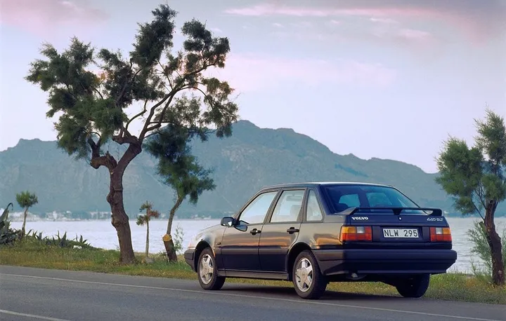 Volvo 440