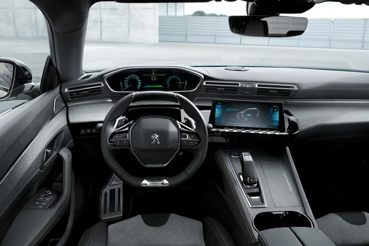 Peugeot plug-in hybrid