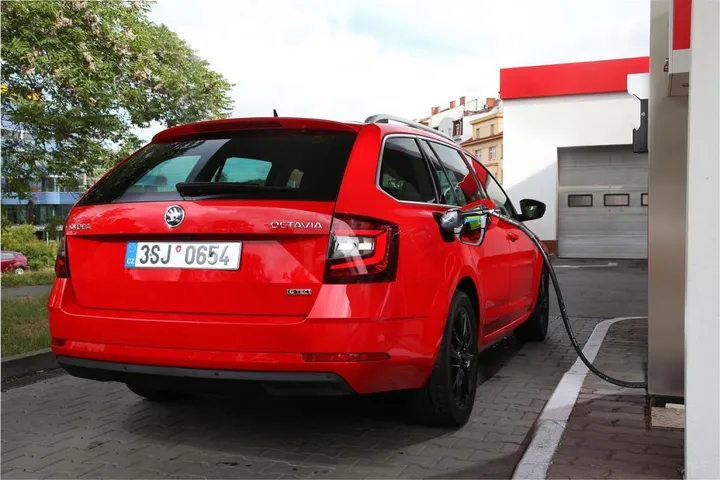 Octavia G-TEC