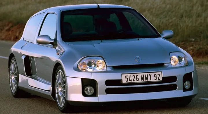 Renault Clio V6