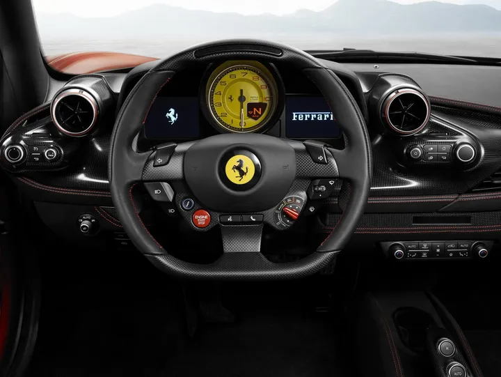 interni ferrari f8 tributo