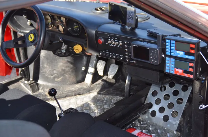 ferrari 308 GT4