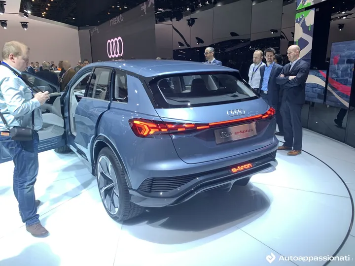 q4 e-tron concept