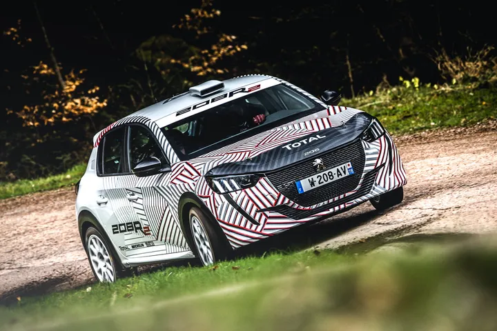 peugeot sport new peugeot 208r2 3