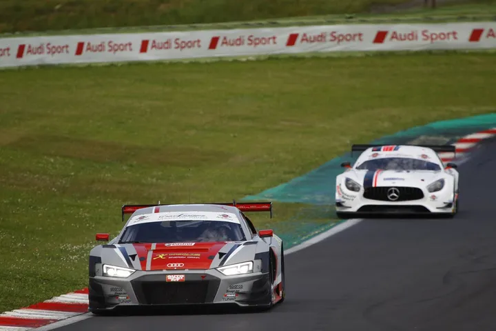 audi r8 lms evo 003