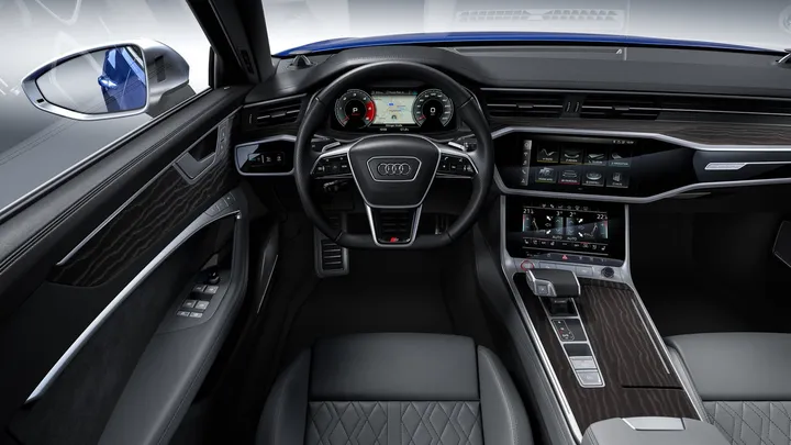 Audi S6 