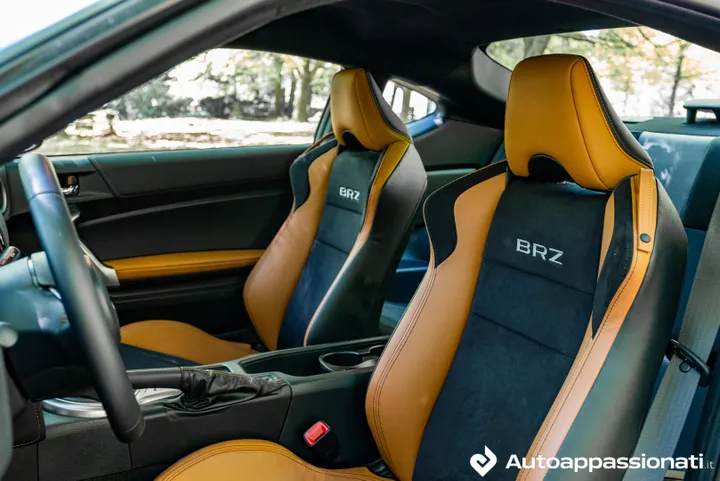 Subaru BRZ Gunma Edition - sedili