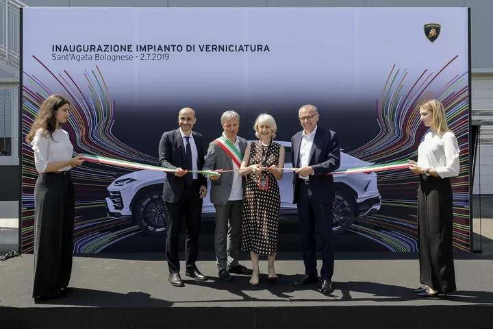 inaugurazione reparto verniciatura lamborghini luglio 2019