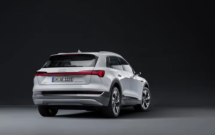  e-tron 50 quattro