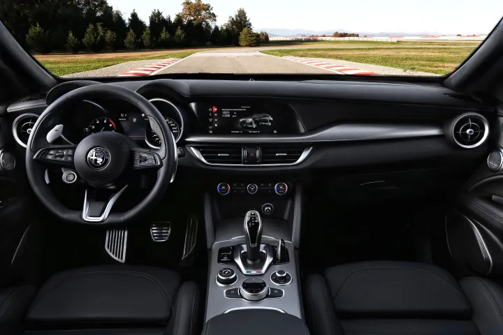 Interni Giulia e Stelvio MY2020