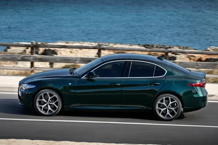 Alfa Romeo Giulia 2020 Verde Visconti