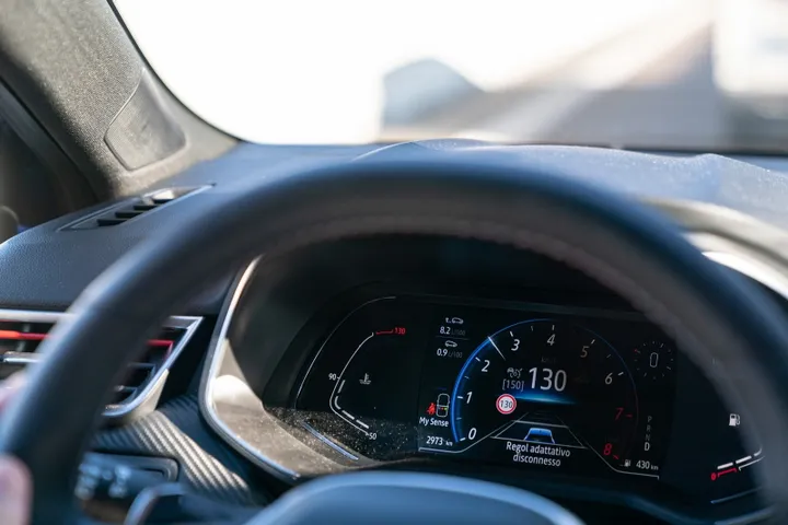nuova renault clio 2019 guida autonoma
