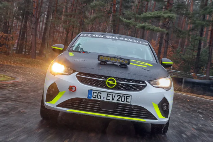 Corsa-e Rally