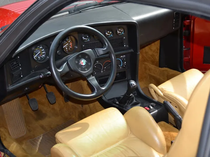 Alfa Romeo SZ