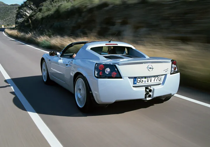 Opel Speedster Turbo