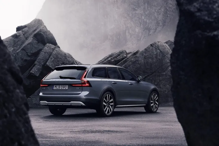 Volvo v90