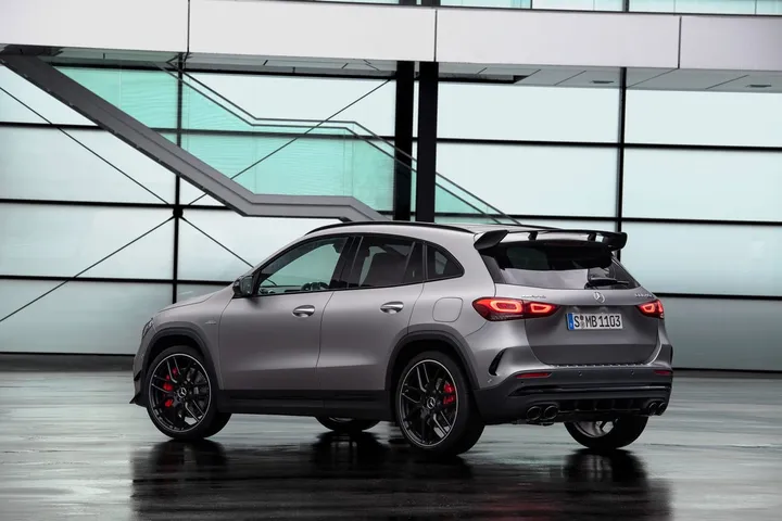 AMG GLA 45 2020