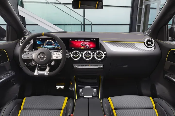 AMG GLA 45 2020