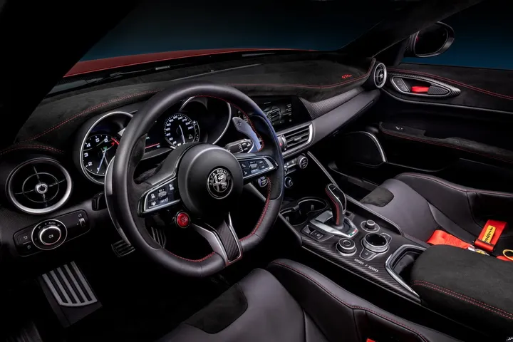Interni Alfa Romeo Giulia GTA