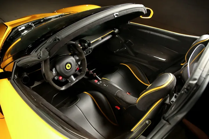 Interni LaFerrari Aperta