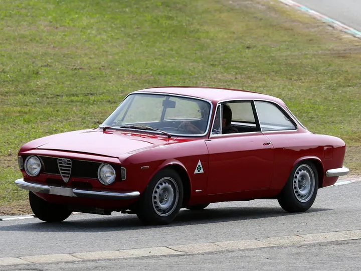 Alfa Romeo GTA
