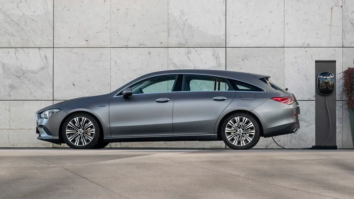 Mercedes ibride plug-in