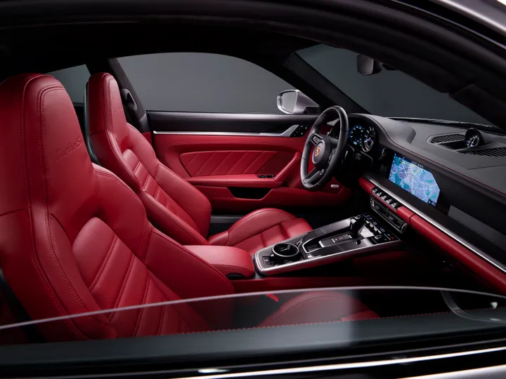 Porsche 911 Turbo S 2020 interni