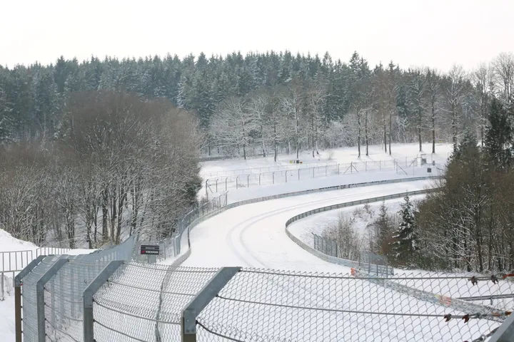 Nurburgring innevato