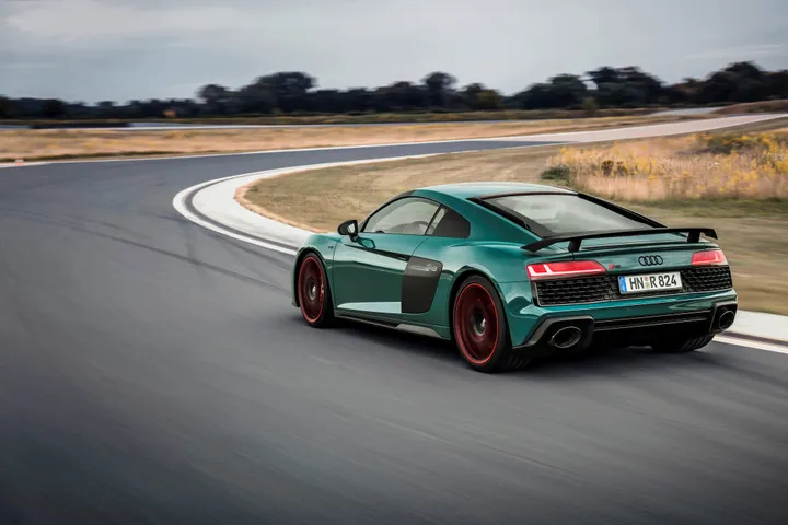 Audi R8 green hell