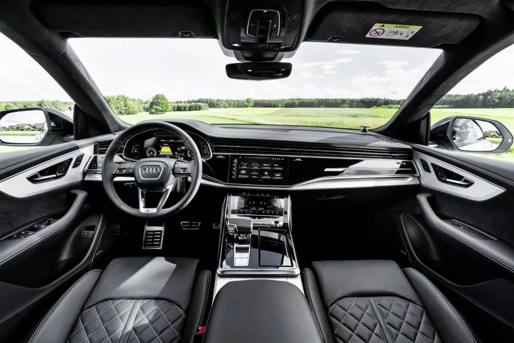 Audi Q8 TFSI e quattro interni