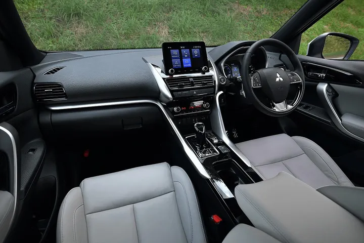 nuova eclipse cross 2
