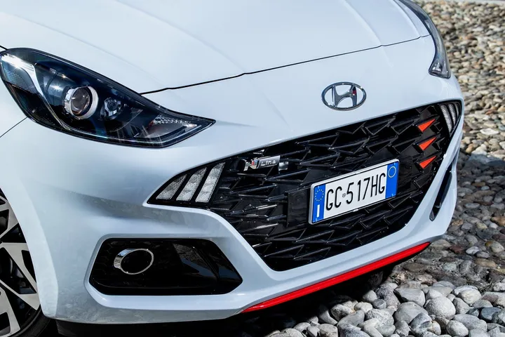 nuova hyundai i10 n line 4