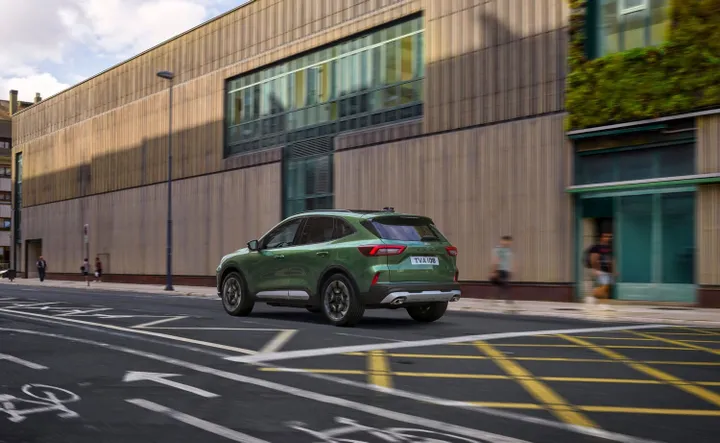 2024 ford kuga 02