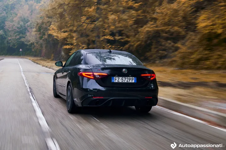 alfaromeo giulia veloce q213