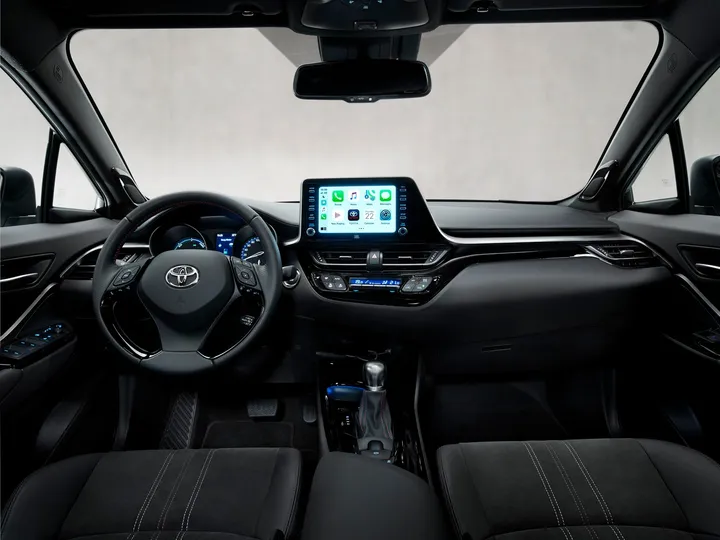 interni toyota c-hr gr sport