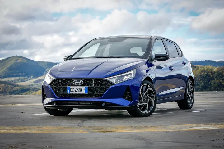 hyundai i20 2021