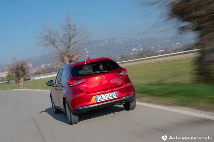 mazda 2 hybrid25