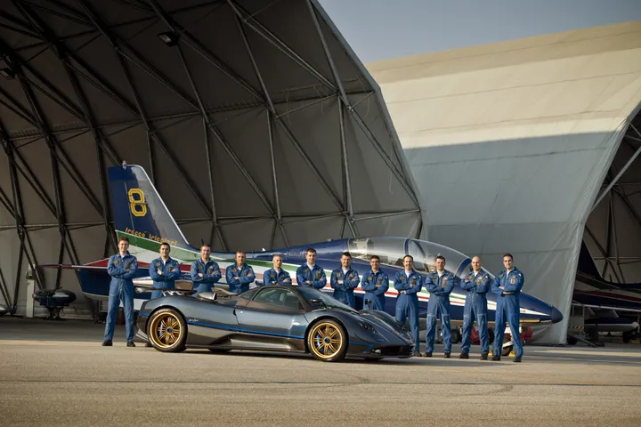 pagani huayra tricolore