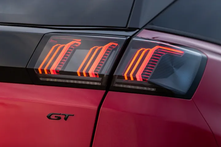 peugeot 3008 2021 04