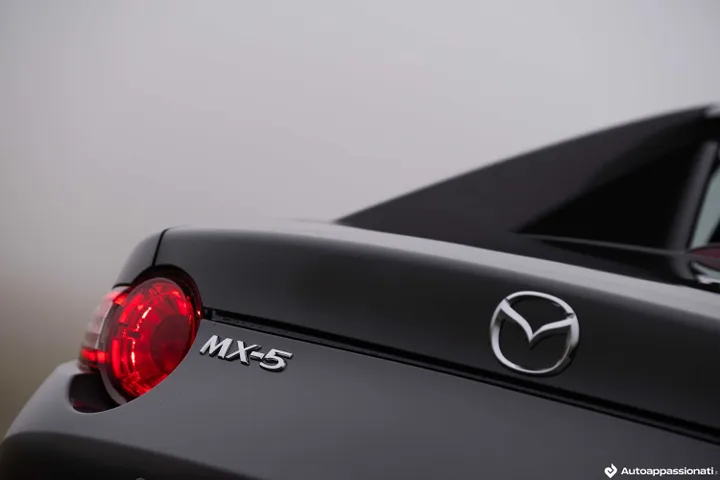 mazda mx 5 rf retro