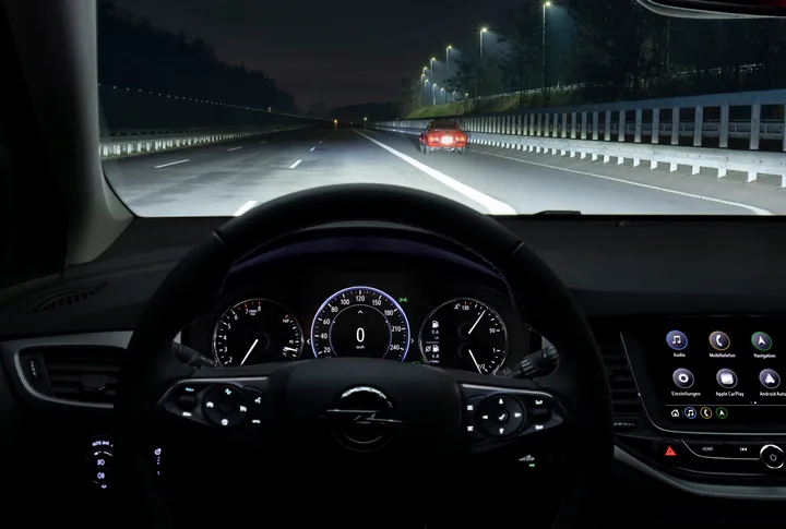 13 opel astra cockpit 511383 0