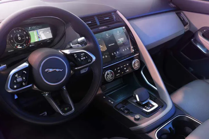 Jaguar E-pace 2021