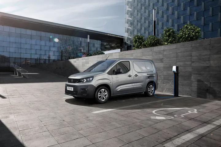 peugeot e partner