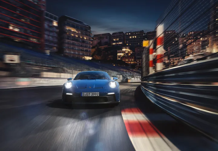 prezzo porsche 911 gt3 992