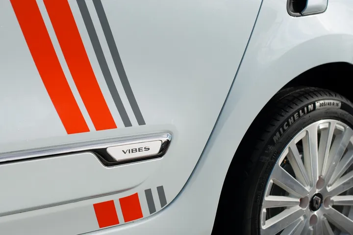 Renault Twingo elettrica 2021_09