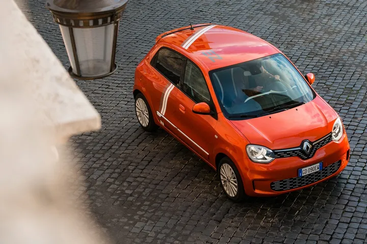 Renault Twingo elettrica orange valencia